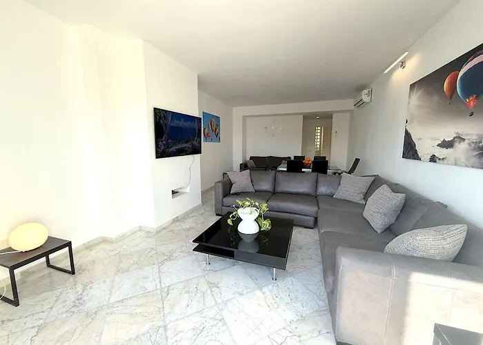 Puerto Banus Penthouse * Марбелья