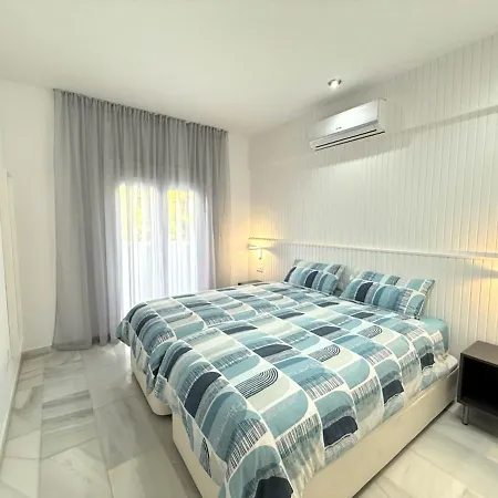 Puerto Banus Penthouse דירה *